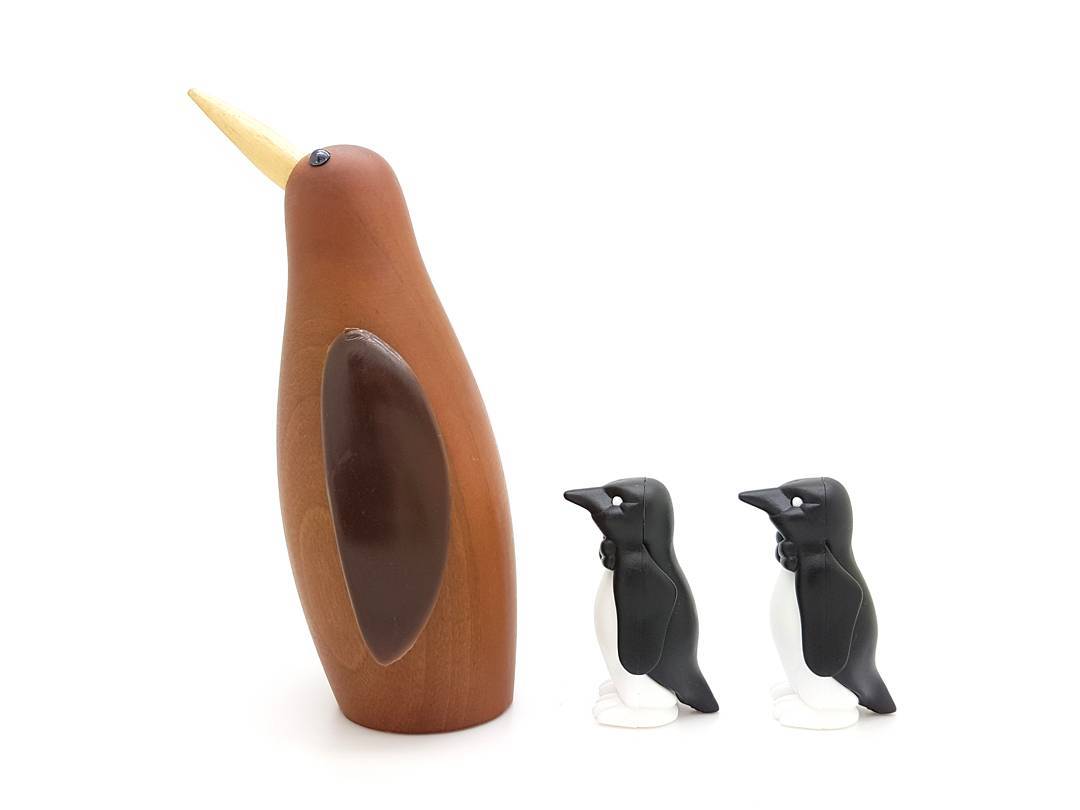 Jawel! 250 volgers! 🍾🥂
#nietvoeren #250 #volgers #followers #followme #soclose #pinguin #penguin #southpole #blackandwhite #wooddecor #wooddesign