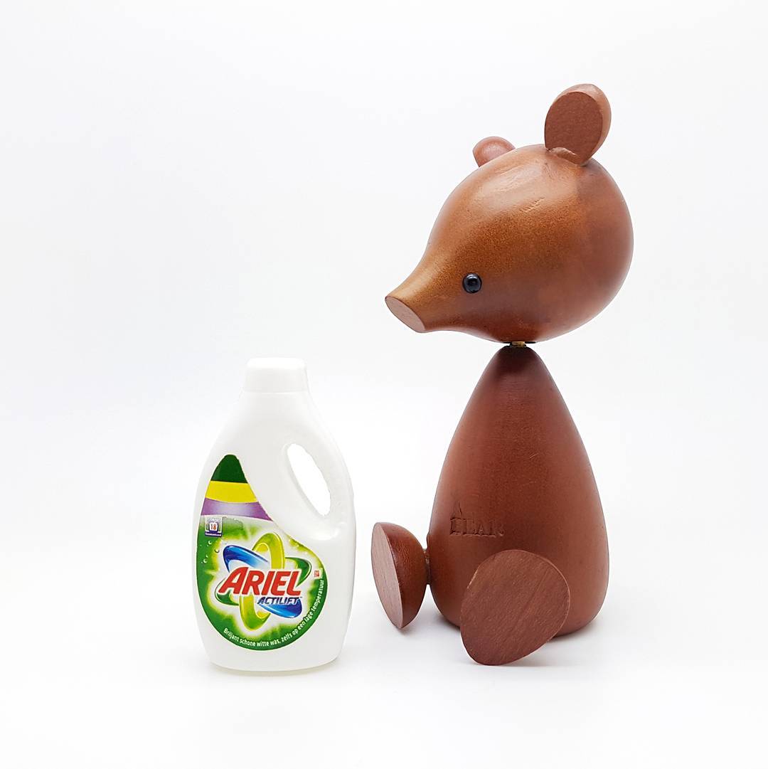 Wasbeertje! 😆

#nietvoeren #wasbeer #raccoon #racoon #washbear #ariel #woondecoratie #woonaccessoires #letterbak #madeinjapan #kawaii #wooddesign #wooddecor #kersenhout