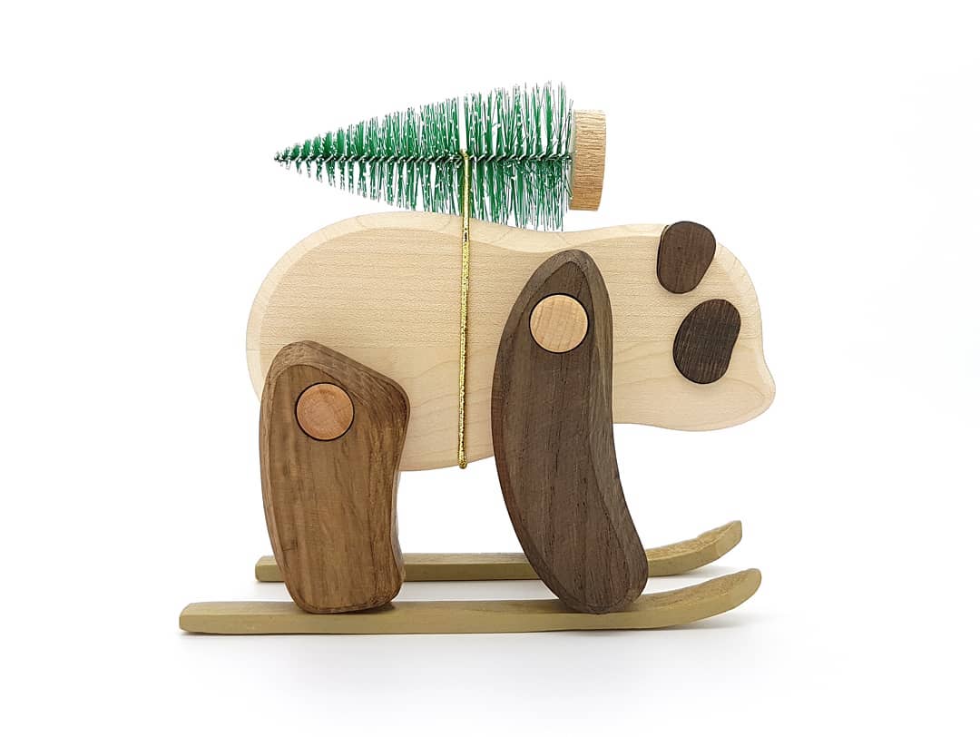 Sliding home for Christmas 🎶
#drivinghomeforchristmas #christmasiscoming #christmas #xmas #kerstmis #weihnachten #jul #christmastree #christmasdecor #kerstboom #christmaspanda #giantpanda #panda #pandapower #instapanda #wuwen #xingya #ski #skiing #instaski #skifahren #offpiste #letitsnow #hohoho