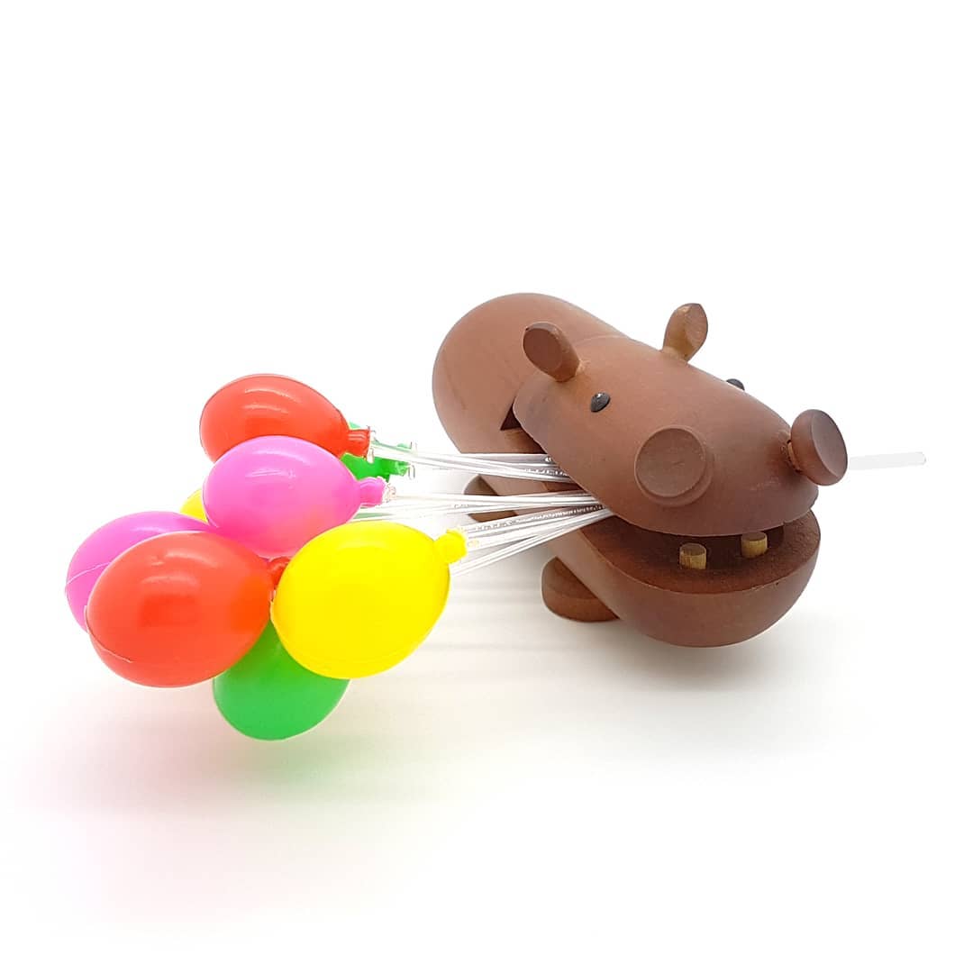 #itsmybirthday #51 #vijftigplus #1969 #birthday #sunday #womensday #iwd #internationalwomensday #march8th #hiephiep #hoera #hippo #midcenturymodern #midcenturydesign #nietvoeren #letshavesomecake 🎂