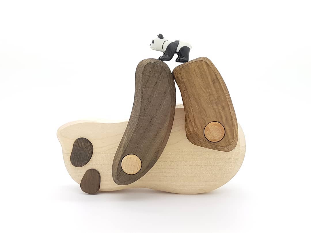 Happy 1st Mother's Day, Wu Wen! 🐼🍼
#moederdag #mothersday #wuwen #1mei #may1st #ouwehandsdierenpark #ouwehandszoo #dierentuin #rhenen #pandacity #babypanda #pandababy #reuzenpanda #giantpanda #pandalove #pandakoorts #zoolife #moederliefde #playmobil #kawaii #nietvoeren