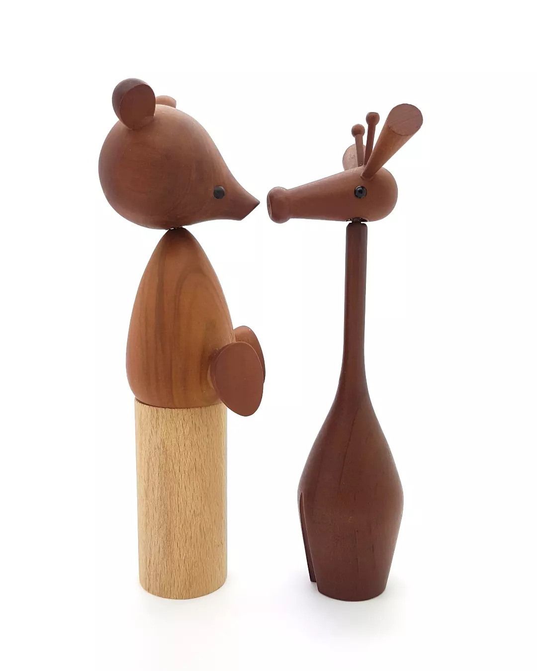 Bring me a higher love! 🎵
#higherlove #woodlove #woodlovers #winwood #instalove #loveisintheair #bear #giraffe #doubletrouble #sizedoesntmatter #kawaii #nietvoeren