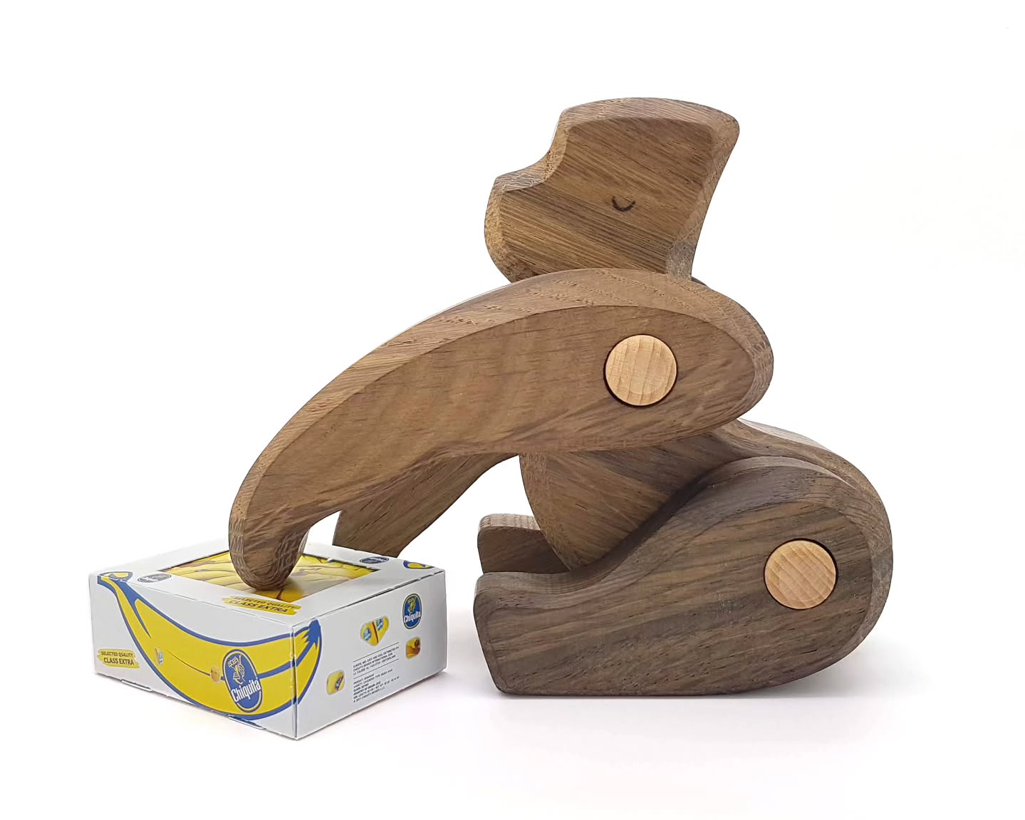 Veertig verschillende mini's, één favoriet! 🍌

#ahmini #albertheijn #ahwinkeltje #spaaractie #cardboardminiature #miniaturesupermarket #collectibles #campaign #chiquita #bananas #woodenmonkey #monkeybusiness #gorilla #nietvoeren